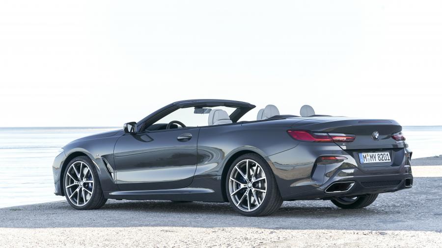  BMW M850i xDrive Convertible (G14) 2018 года  (WW) (фото 92 из 183)